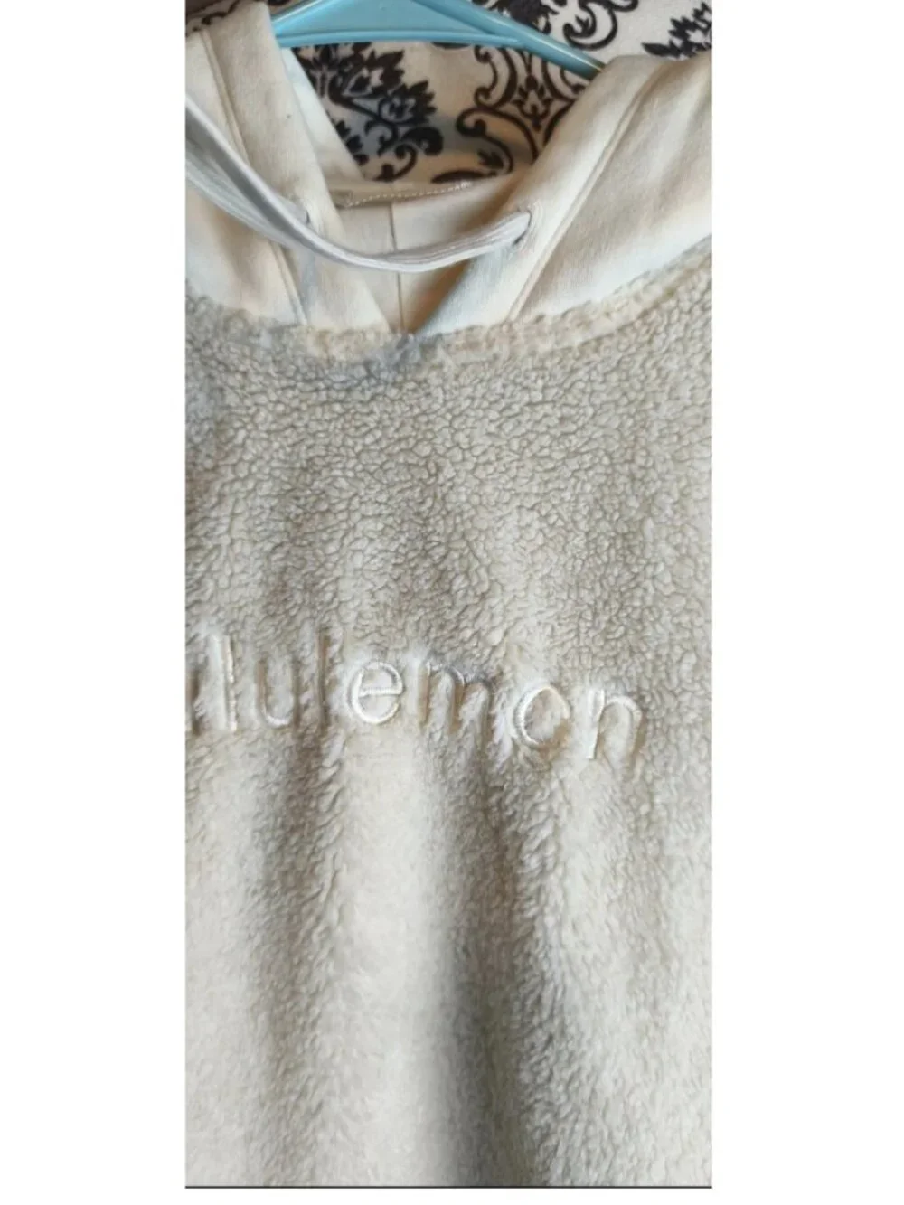 Lululemon Sherpa Fleece Hoodie Pullover Cream Cropped Size S/M No Tag